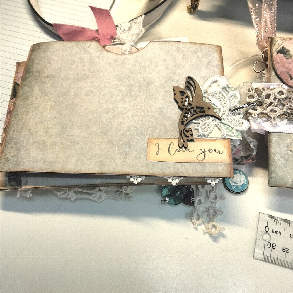 Scrapbook. - Picture 10 of 16